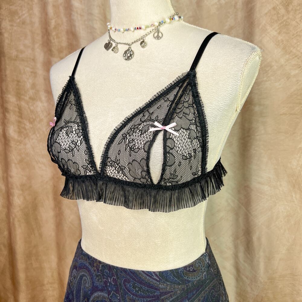 Y2K Victoria's Secret Lace Bralette Sexy Little Thing Lingerie Open Cup Pinup